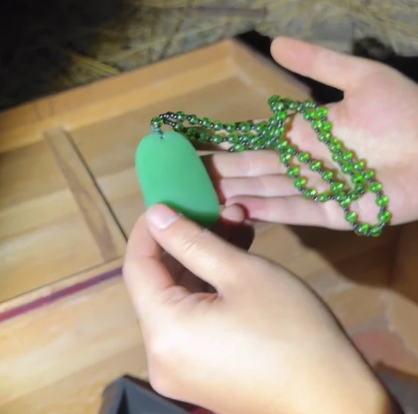 精选家居摆件精选家居摆件绿吊坠现代仿古摆件