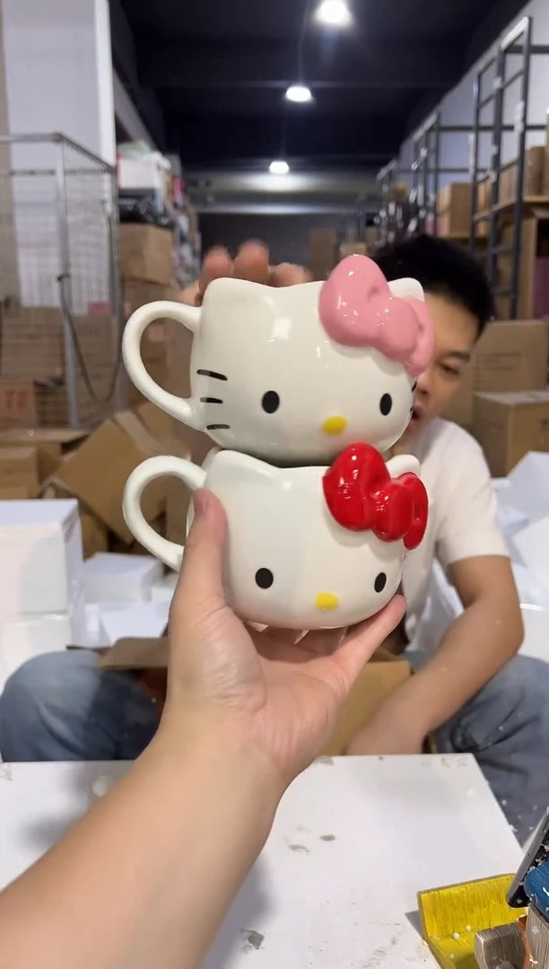 瓷片红色加粉色蝴蝶结kt头杯2件套微瑕