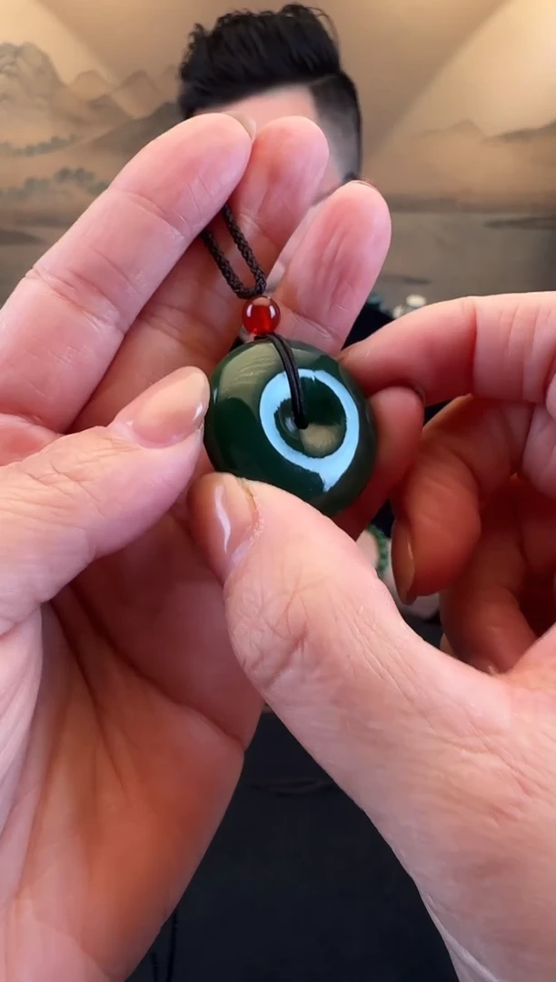 颈饰未镶嵌和田玉平安扣