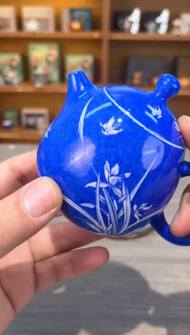 【闪购商品】洒蓝微瑕龙蛋壶茶具