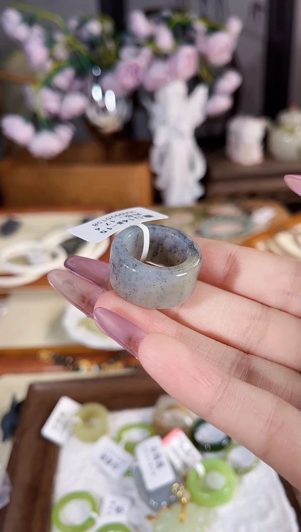 未镶嵌戒指和田玉多样性发其一孤品默认微瑕