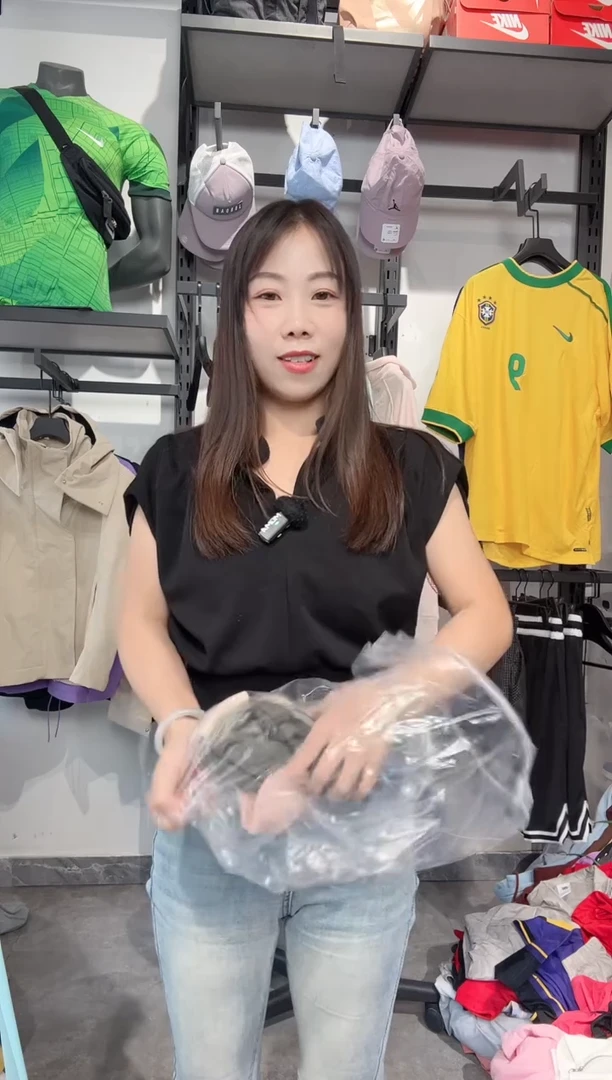 1159 编码 瑕疵款直播间过款为准 尺码