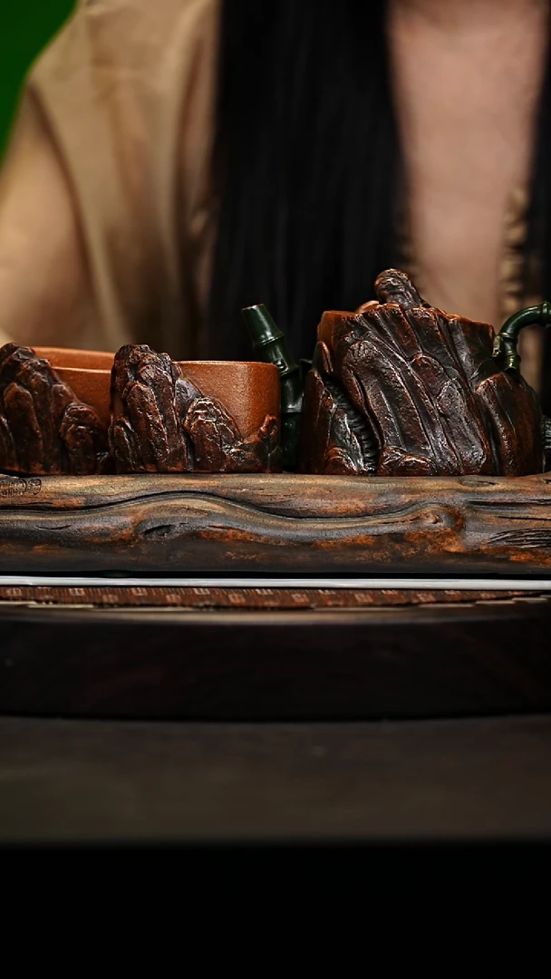 宜兴原矿高端紫砂 可心老段泥220cc