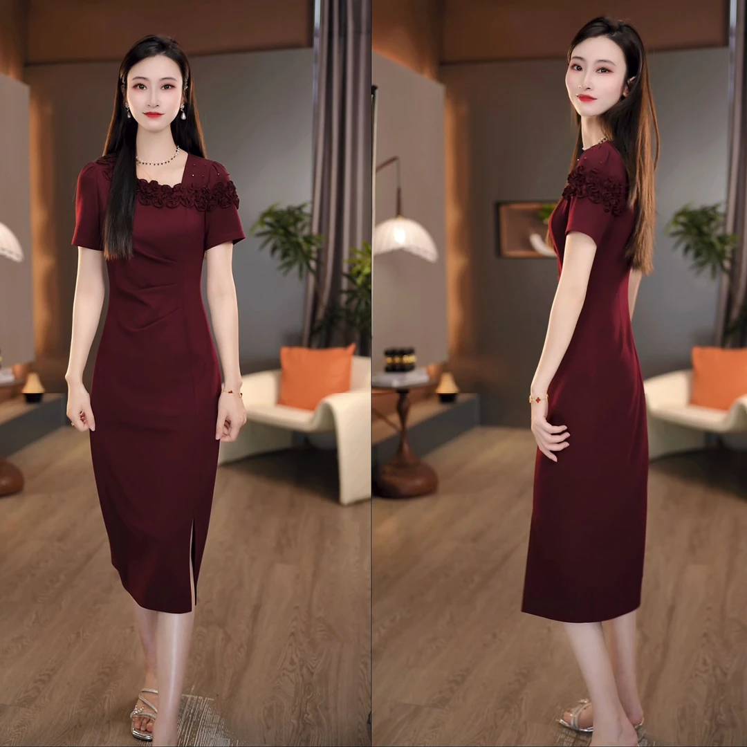 2025夏季新款红色小心机斜肩领时髦显瘦小众设计连衣裙M-4XL