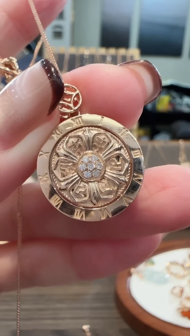 18K金镶嵌吊坠(不含链)天然钻石18K金钻石转砖吊坠不含链