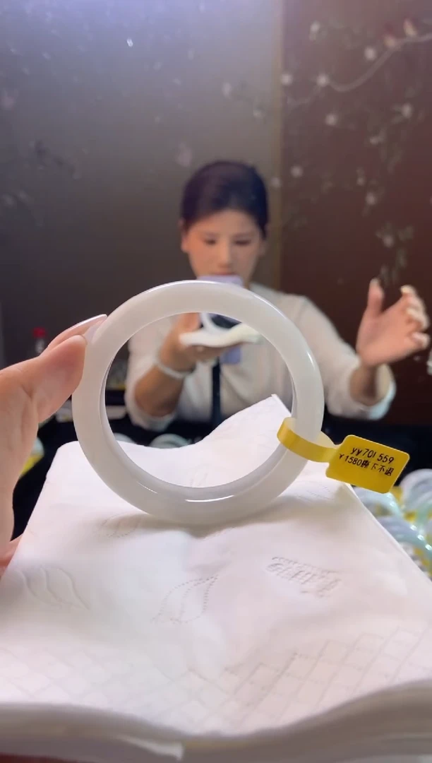 未镶嵌手镯翡翠圈口x55-56