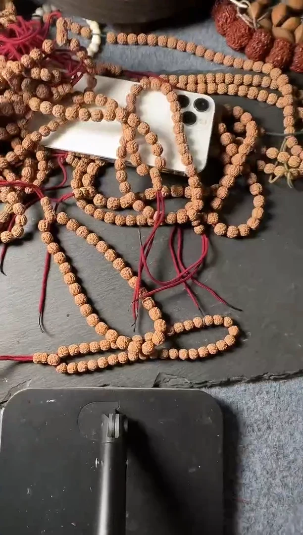 金刚菩提手串高桩闷墩盘龙8-9左右