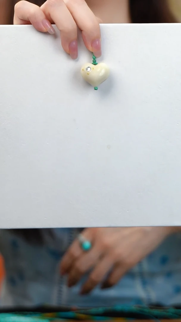 玛瑙/玉髓象牙果未镶嵌屁桃