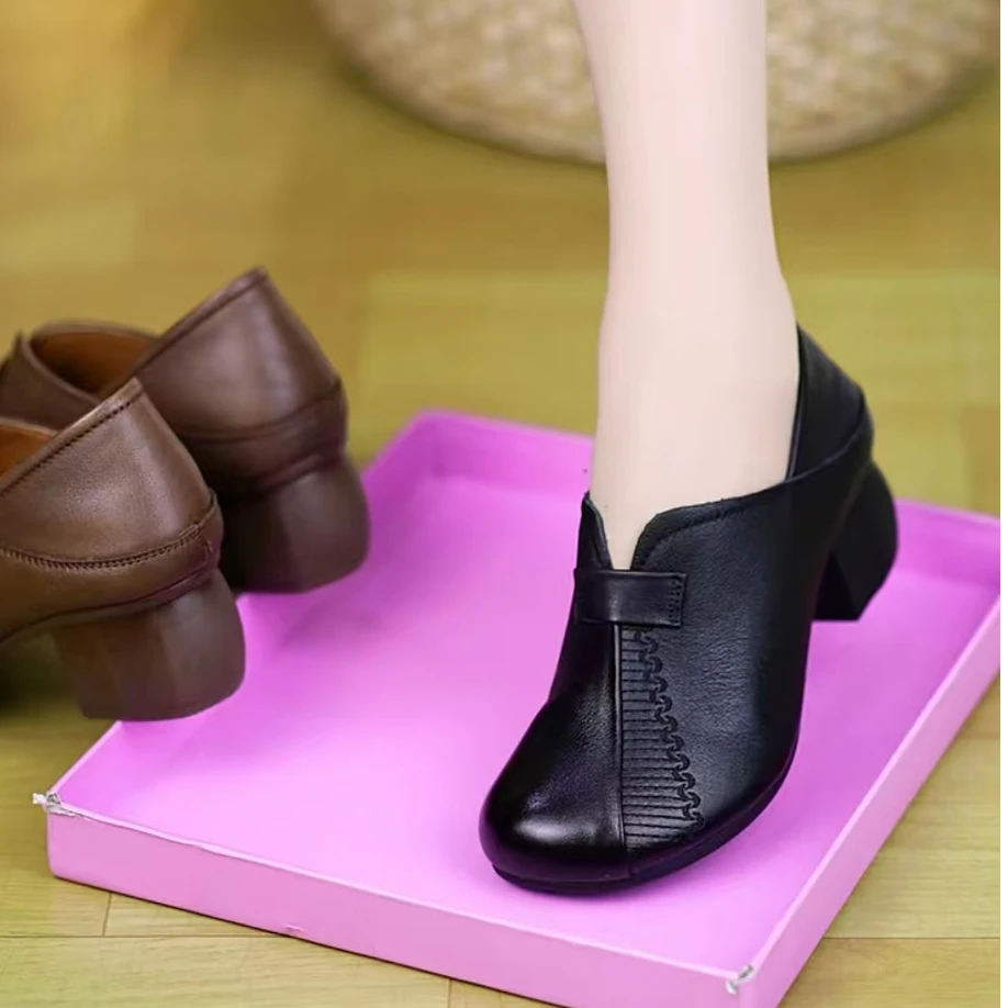 BH21363真皮单鞋女春季牛皮中粗跟圆头民族风牛津软底两穿妈妈鞋