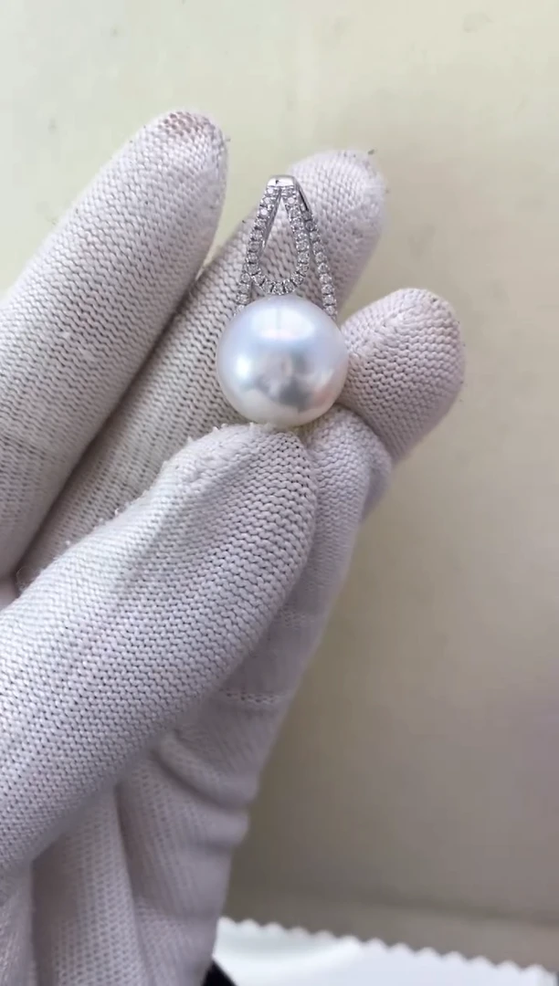 【闪购商品】海水珍珠吊坠(不含链)18K金镶嵌14-15mm澳白吊坠