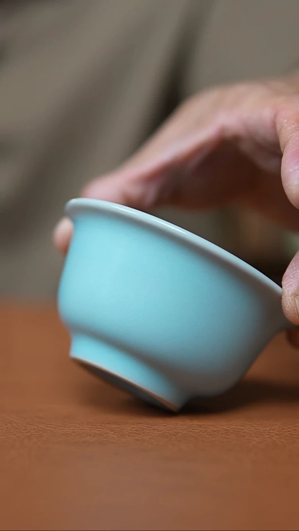 瓷片仿古天青压手杯微瑕