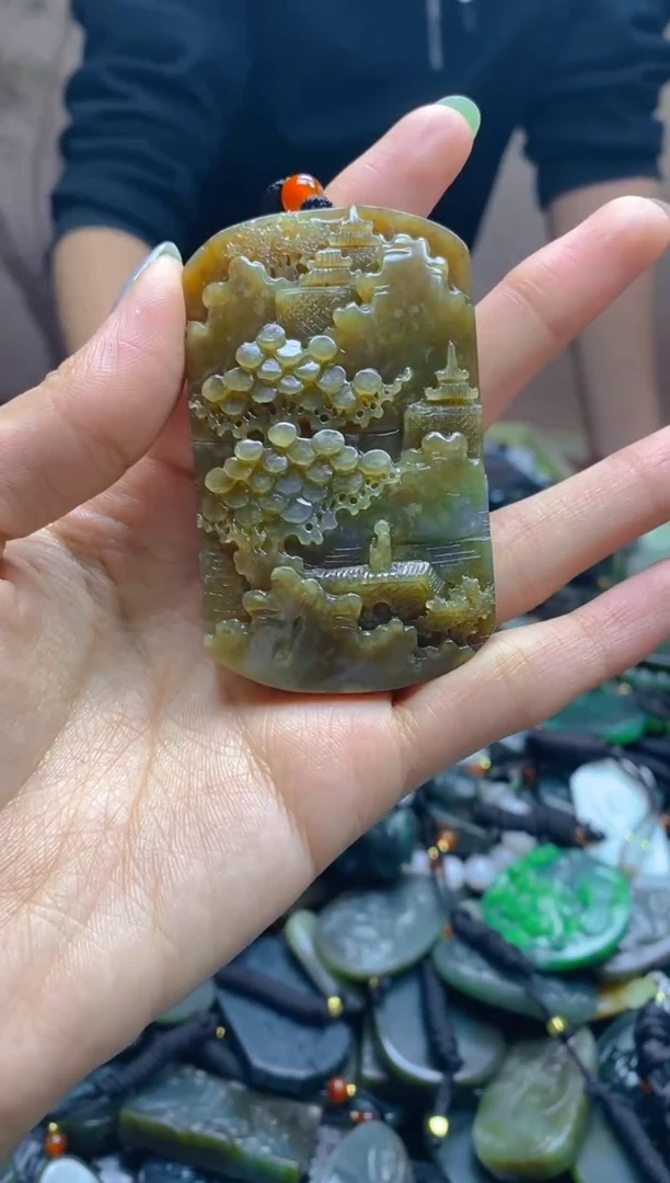 颈饰未镶嵌和田玉1