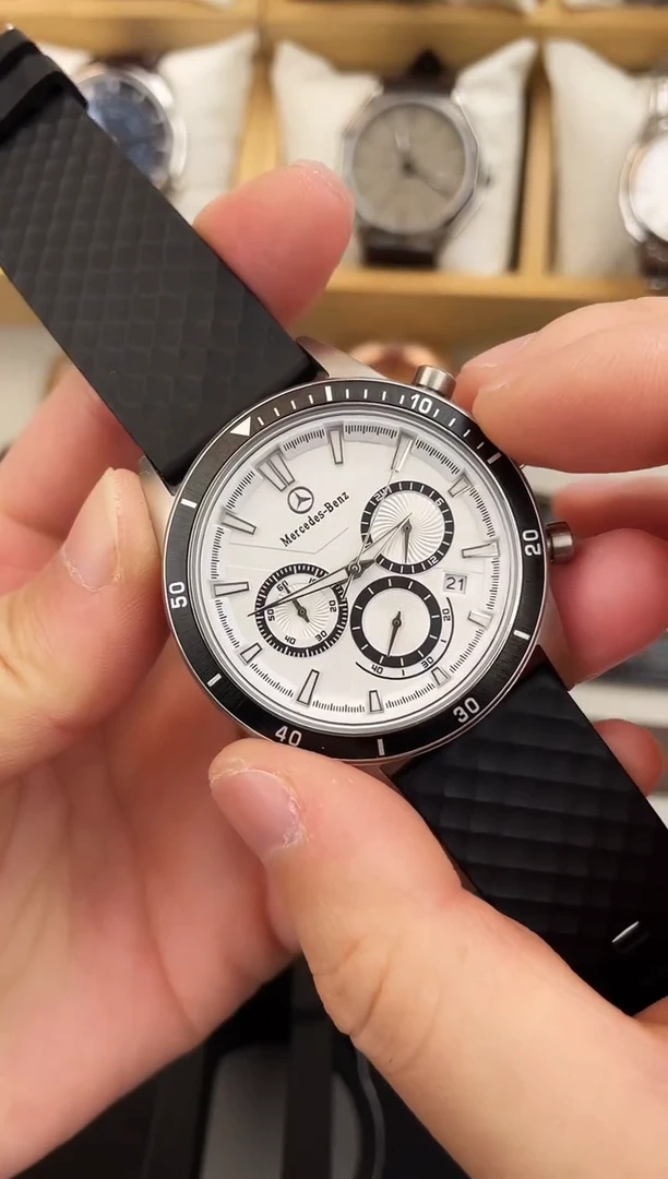 石英机芯锻造碳钢黑带白盘bc