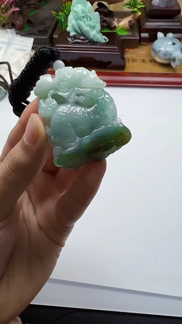 吊坠(不含链)未镶嵌翡翠1