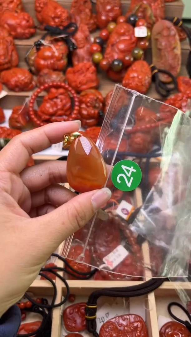 【闪购商品】南红玛瑙珠宝奇石未镶嵌24