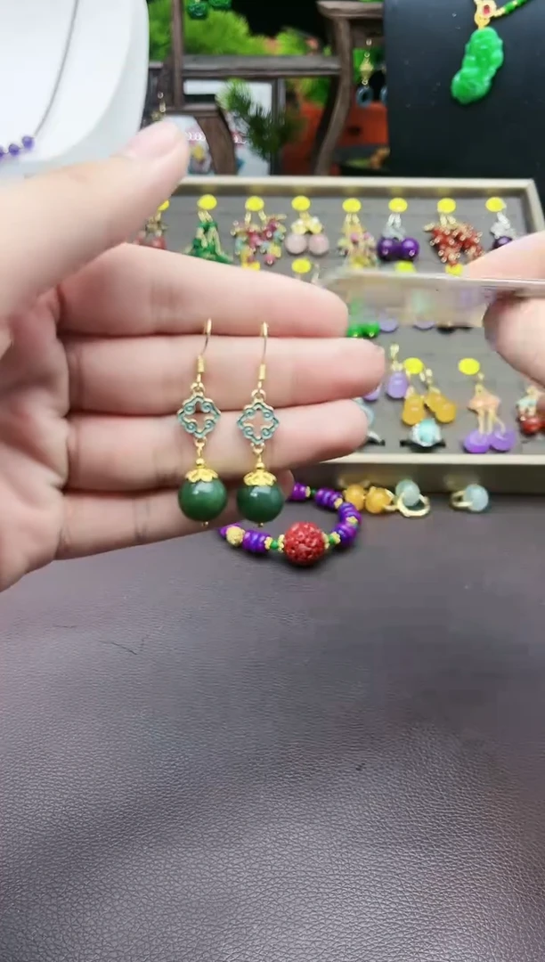 【闪购商品】和田玉耳饰银S925镶嵌22000