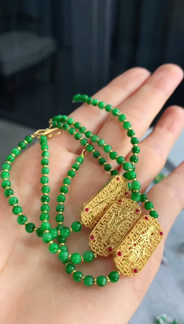 【闪购商品】翡翠手链18K金镶嵌手链（多样性发货发一条）