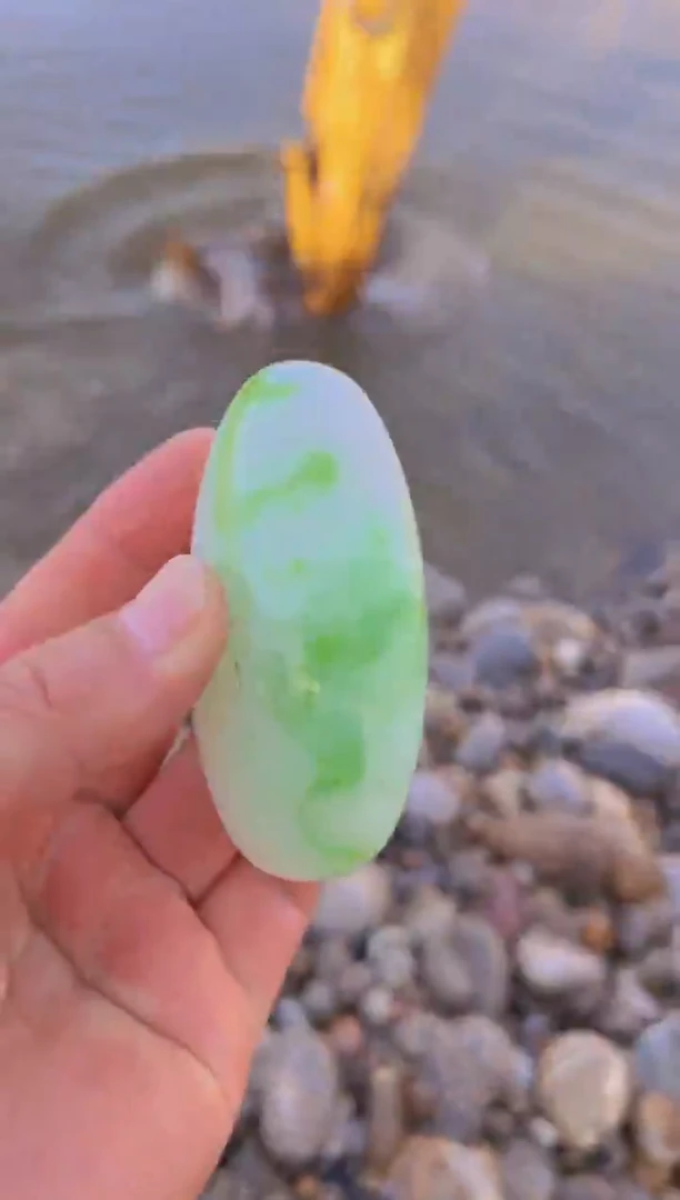 未镶嵌和田玉把件99