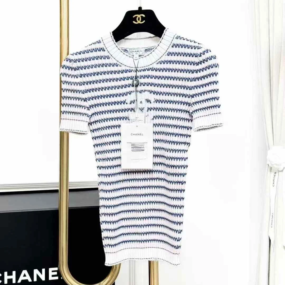 99新 Chanel/香奈儿 34码20P蓝粉条纹拼白色边，双C提花针织上衣