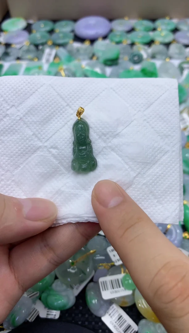 颈饰未镶嵌翡翠天然缅甸翡翠A货