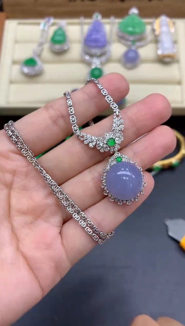 翡翠18K金镶嵌颈饰599-中国好珍宝