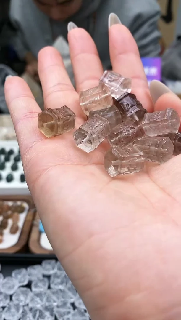 【闪购商品】水晶吊坠(不含链)未镶嵌12a多样性发其一/2.1/1个