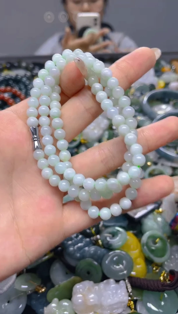 颈饰未镶嵌翡翠5MM/ S /翡翠A货，一件也是批发价
