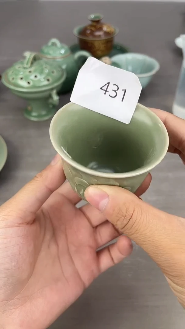 青瓷仓储福利清仓431