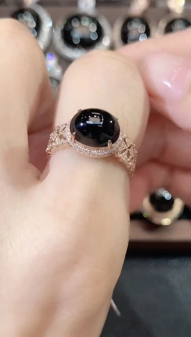 18K金镶嵌戒指翡翠D31