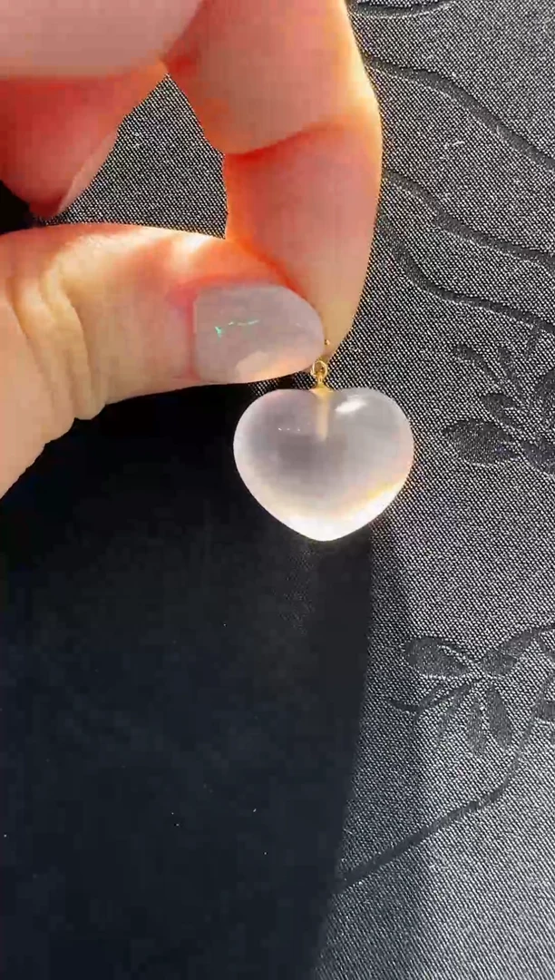 颈饰18K金镶嵌水晶爱心滴流多样性发货其一