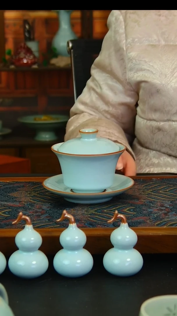 瓷片天青马蹄盖碗不完美