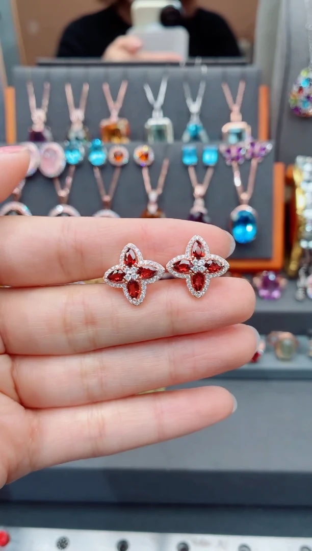 银S925镶嵌耳饰石榴石石榴石耳饰