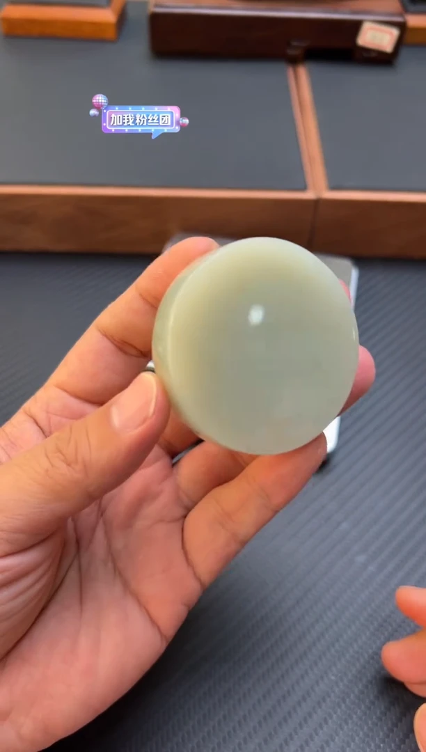 和田玉未镶嵌吊坠(不含链)且末微色差近矿镯芯