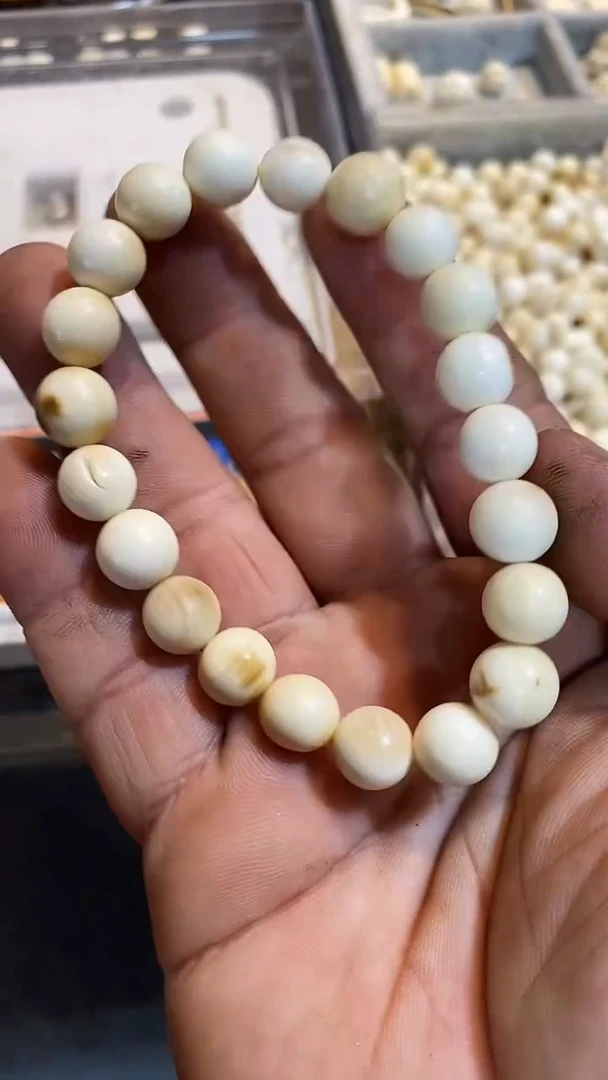 泥塑小把玩件摆件