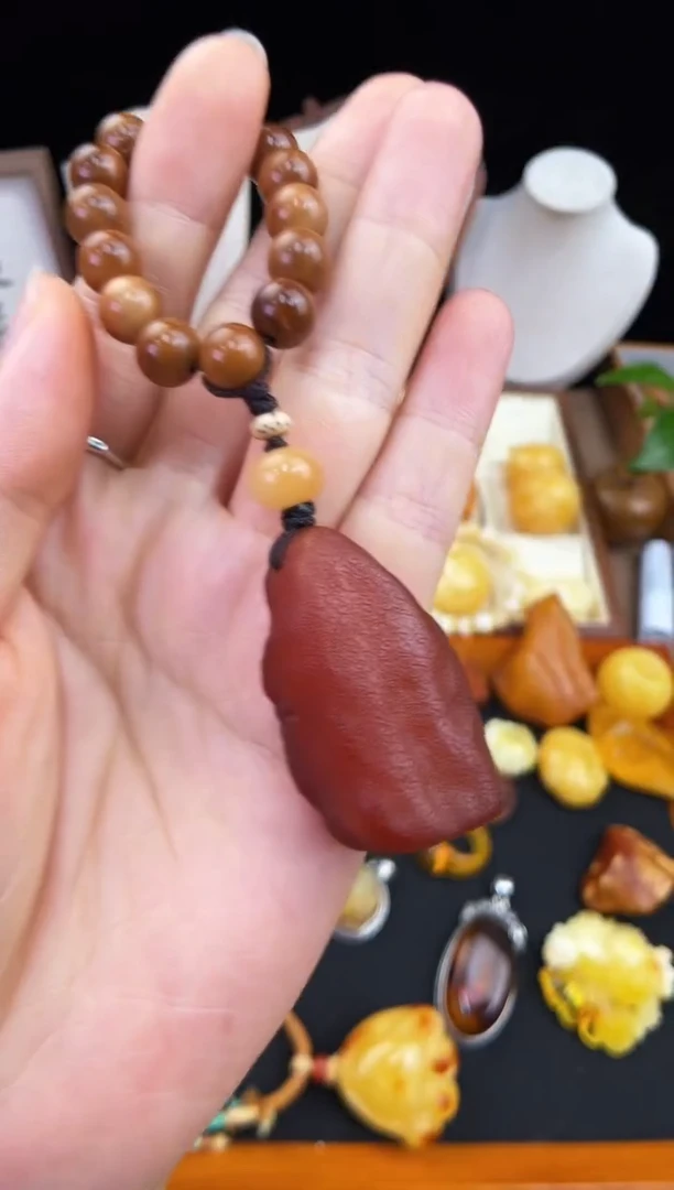 琥珀未镶嵌珠宝奇石柒月
