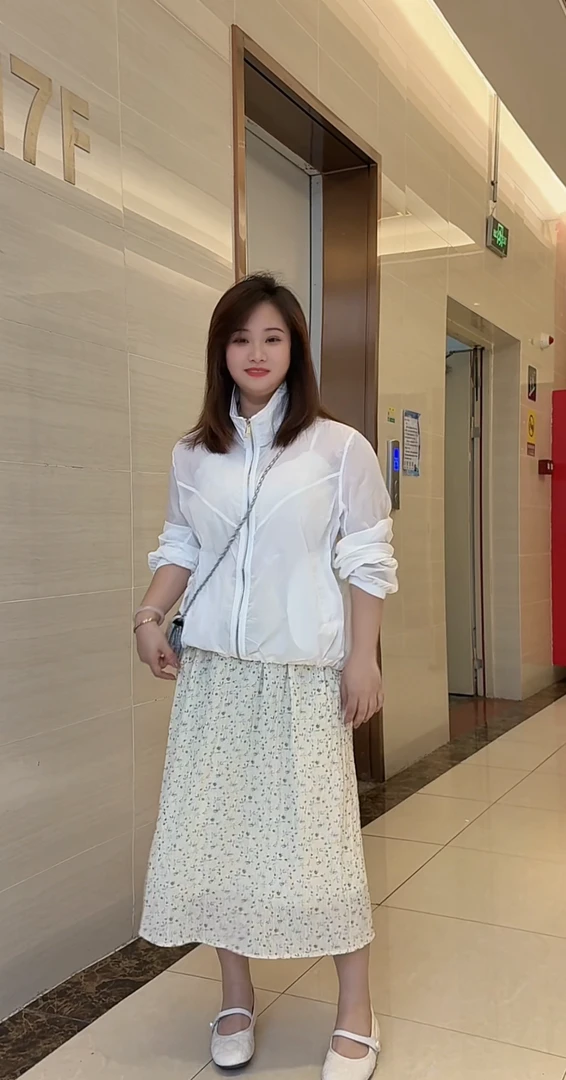 大娟25187夏季新款时尚气质碎花半身裙女