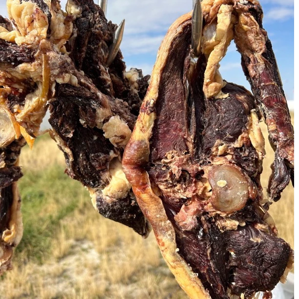 新疆阿勒泰哈萨克正宗的风干牛肉，4斤原产地发货，全国包邮