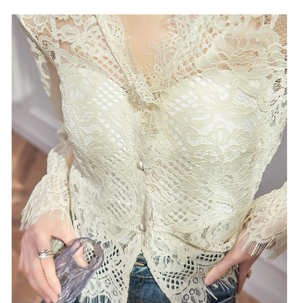 直播链接新款蕾丝上衣百搭款（默认微瑕）