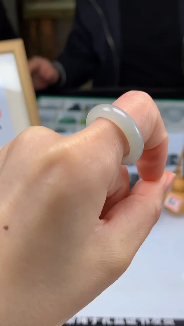 【闪购商品】定制翡翠未镶嵌---97816