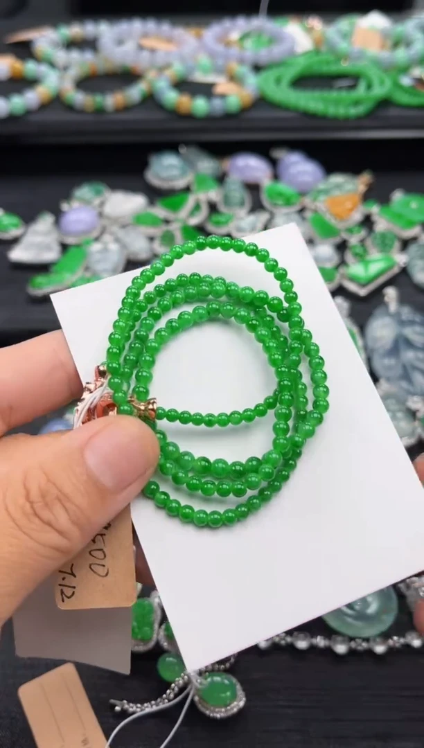 合金手串翡翠多人