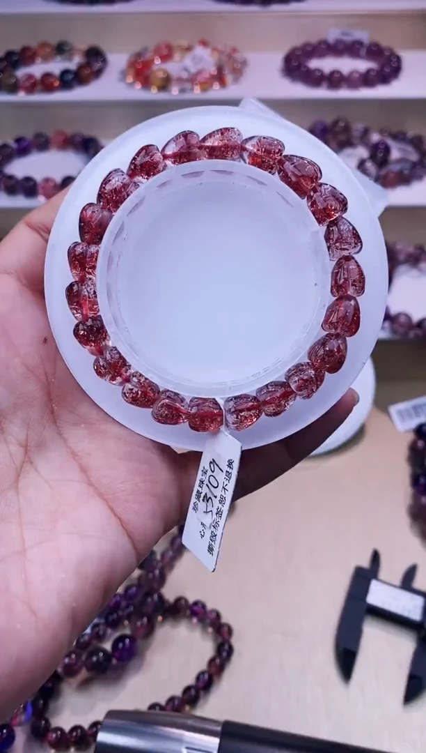未镶嵌手链水晶心形金草莓8m+