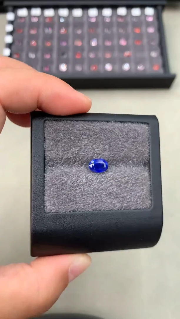 【闪购商品】定制蓝宝石裸石未镶嵌2.10ct 兰卡老烧蓝宝石