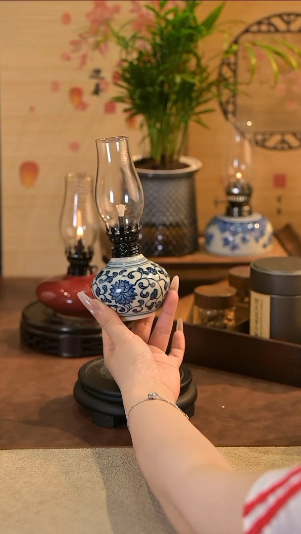 景德镇陶瓷油灯摆件