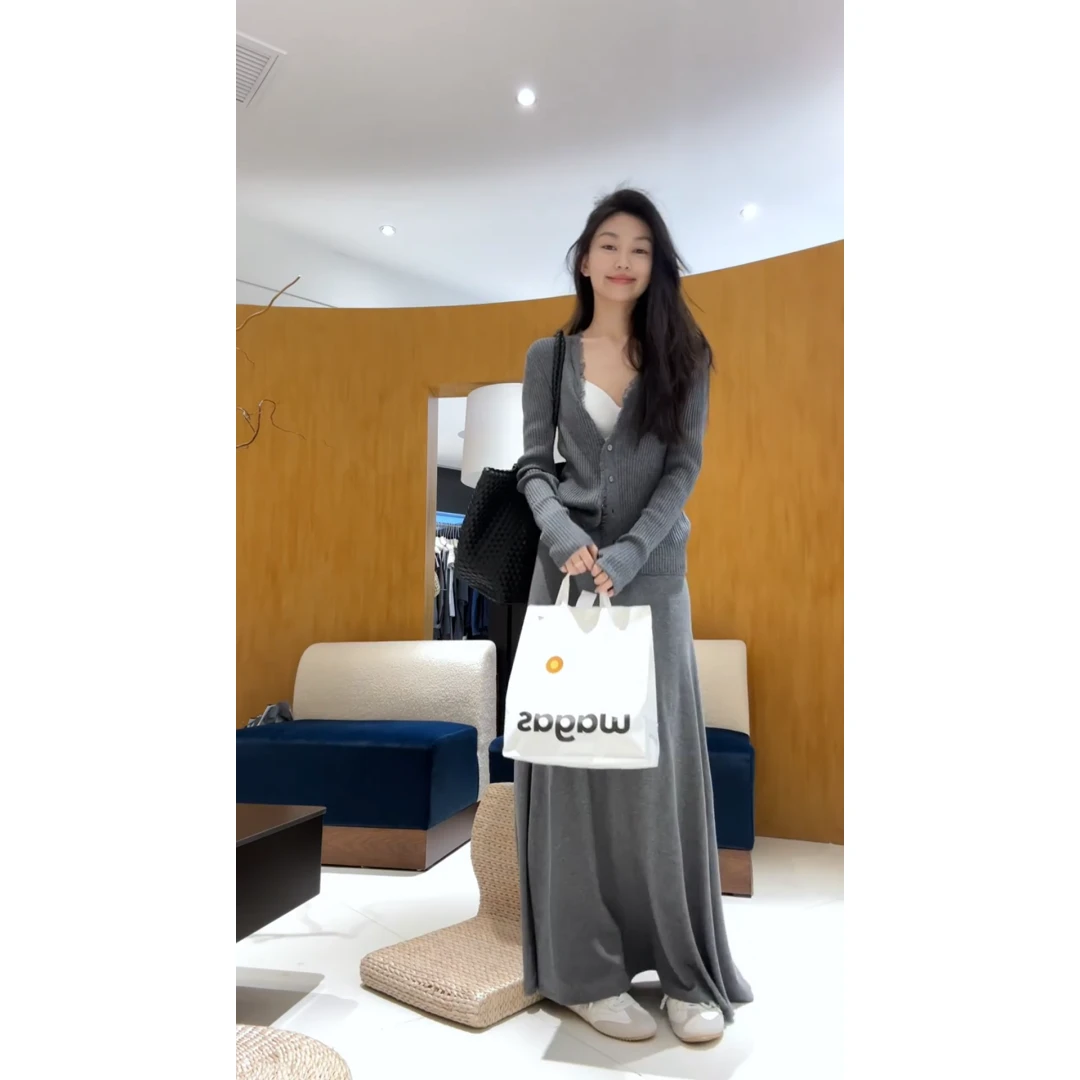 MARIE.COCO夏季慵懒风穿搭套装休闲V领针织开衫高腰半身裙两件套