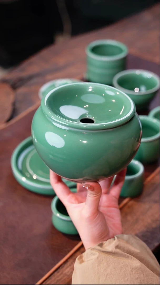 【闪购商品】瓷片陈蓉蓉 梅子青 建水