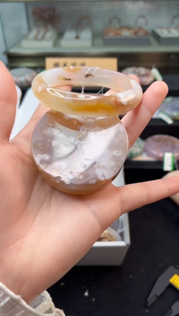 未镶嵌手镯石英质玉59圈口（赠品镯心）1551574