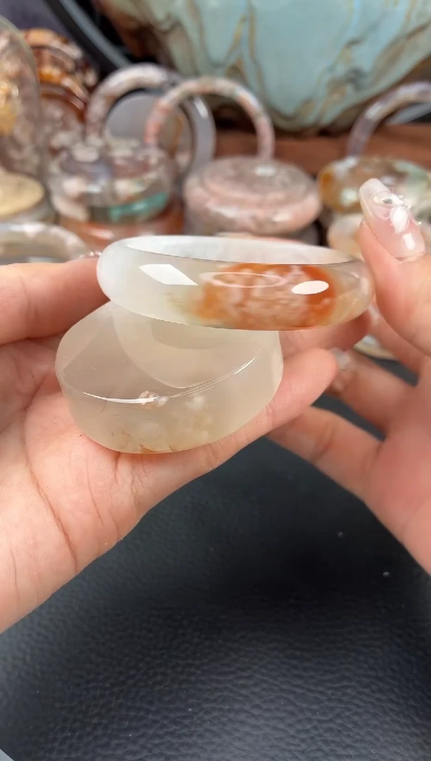 石英质玉手镯（圆镯）未镶嵌51.9