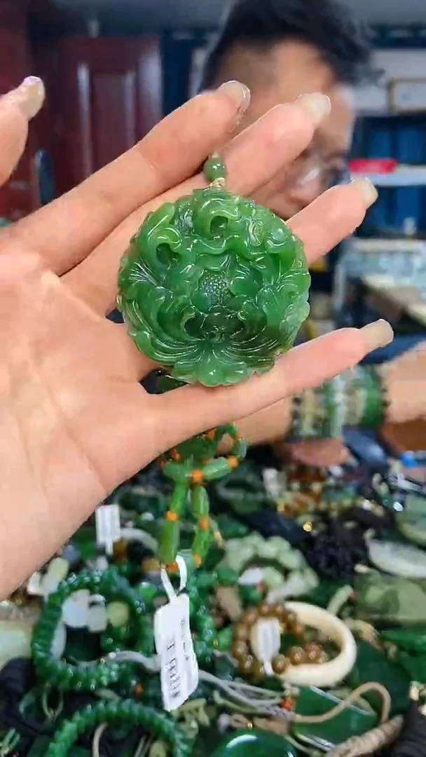 未镶嵌和田玉挂件1