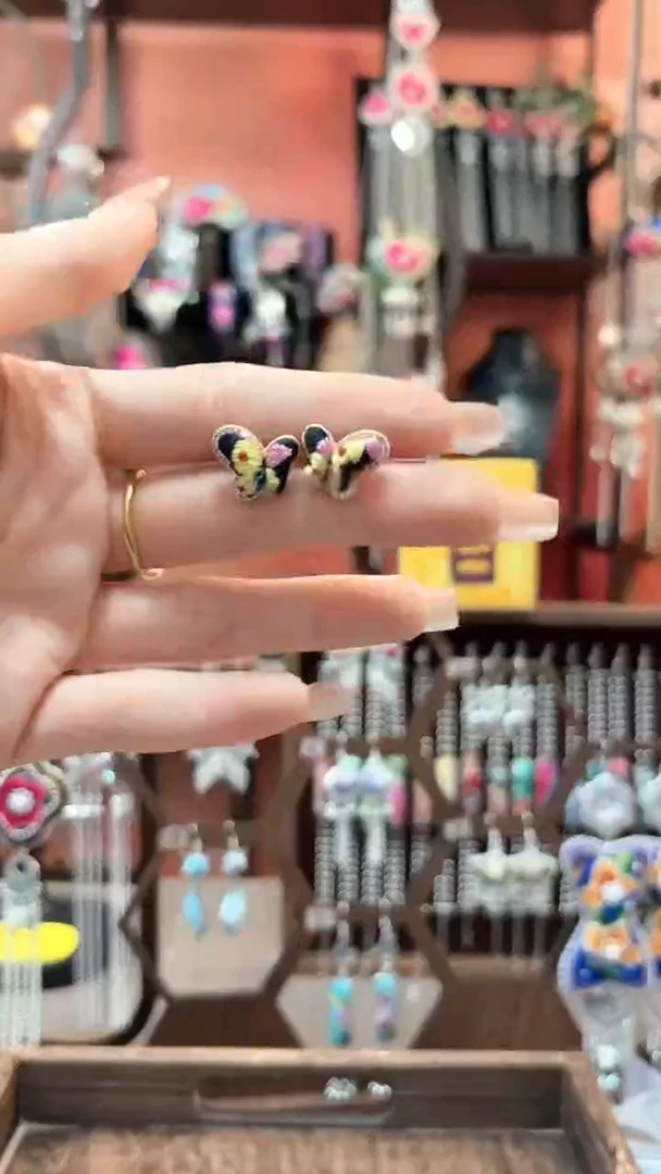 织绣云织谣民族风精美饰品   218