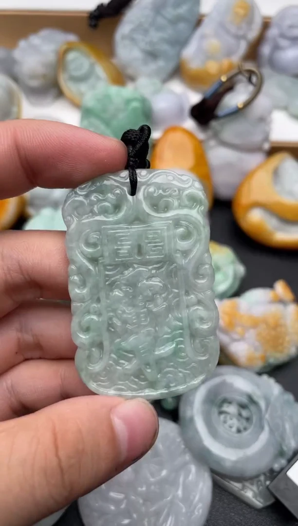 吊坠(不含链)未镶嵌翡翠1